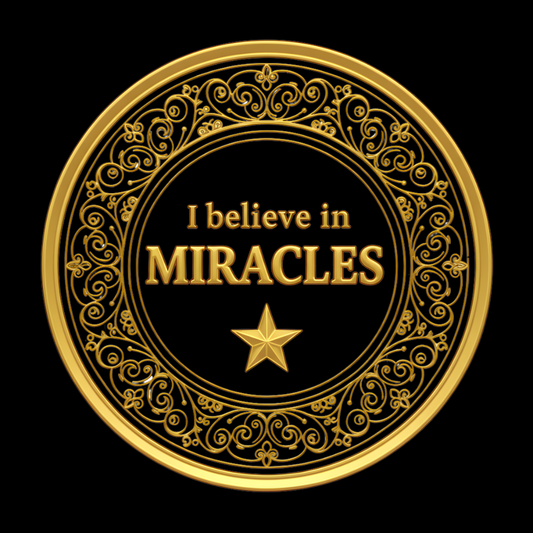 Limitowana świąteczna kolekcja 2025- Dziecięca koszulka unisex "I believe in MIRACLES"|PyraWBrylach